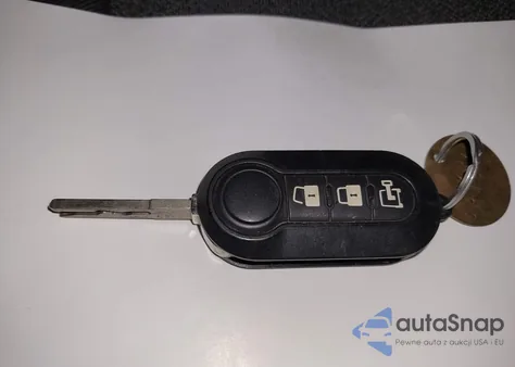 2015 Ram Promaster 2500 High Roof z USA, uszkodzony, nr VIN 3C6TRVCG7FE509695